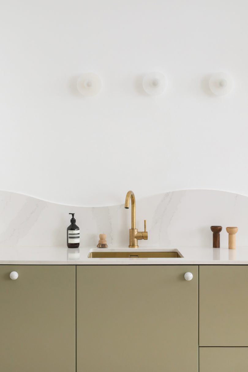 由Heju Studio设计的简约公寓Sesquez Loft