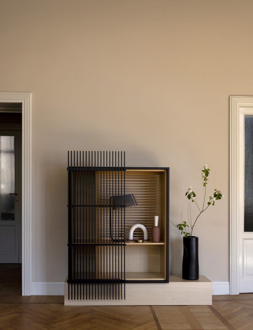 “静物 - 生活的艺术”展览:在极简主义设计中探索个人表达之美