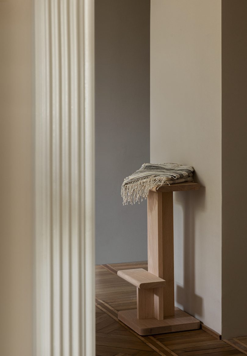 “静物 - 生活的艺术”展览:在极简主义设计中探索个人表达之美