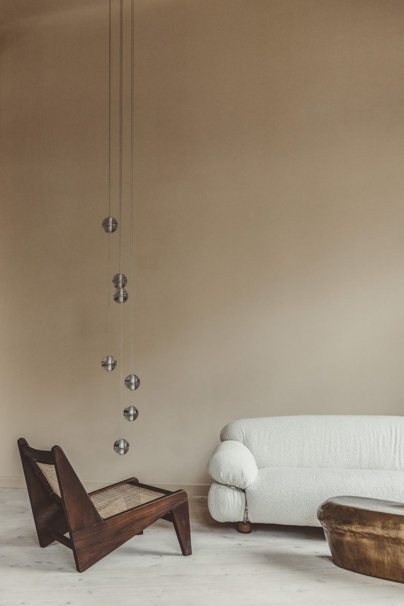 由Note Design Studio设计的极简空间An Artist’s Abode