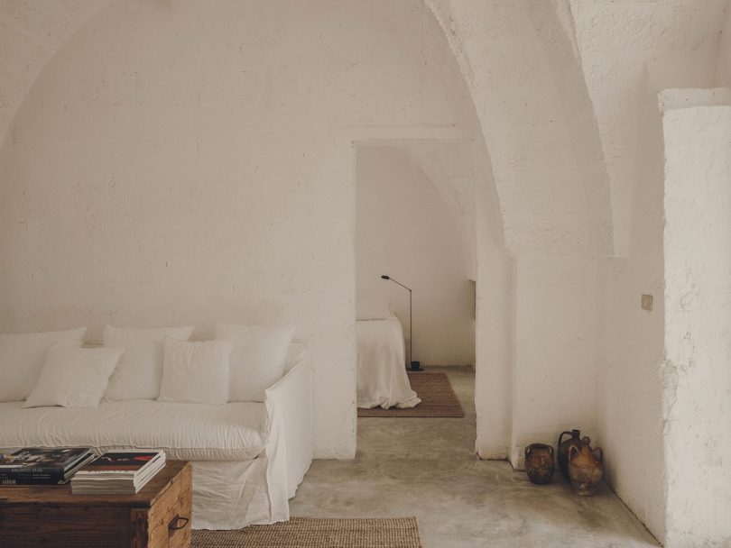 由Studio Andrew Trotter设计的极简住宅Borgo Gallana
