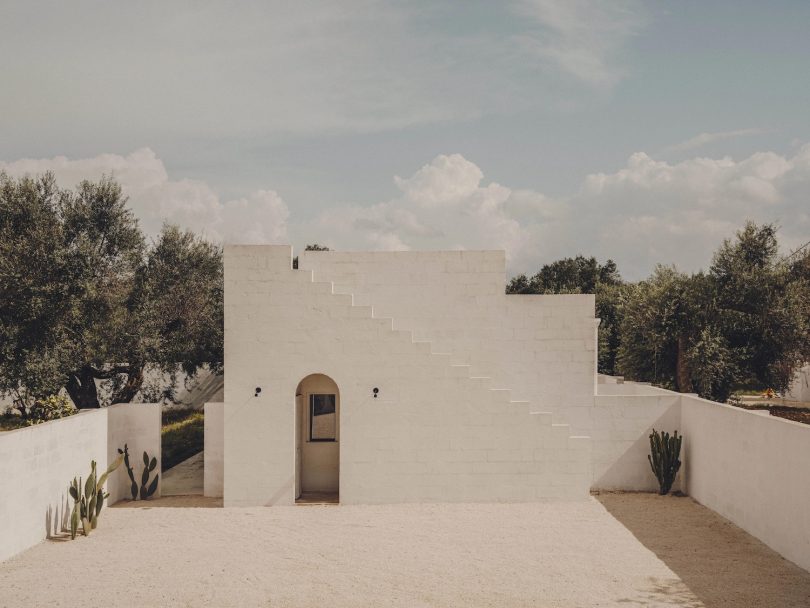 由Studio Andrew Trotter设计的极简住宅Borgo Gallana