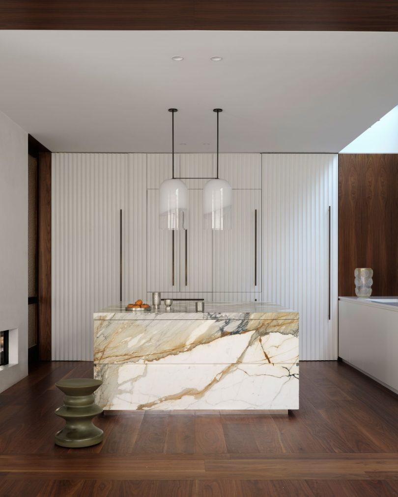 Madeleine Blanchfield Architects设计的极简住宅Dusk House