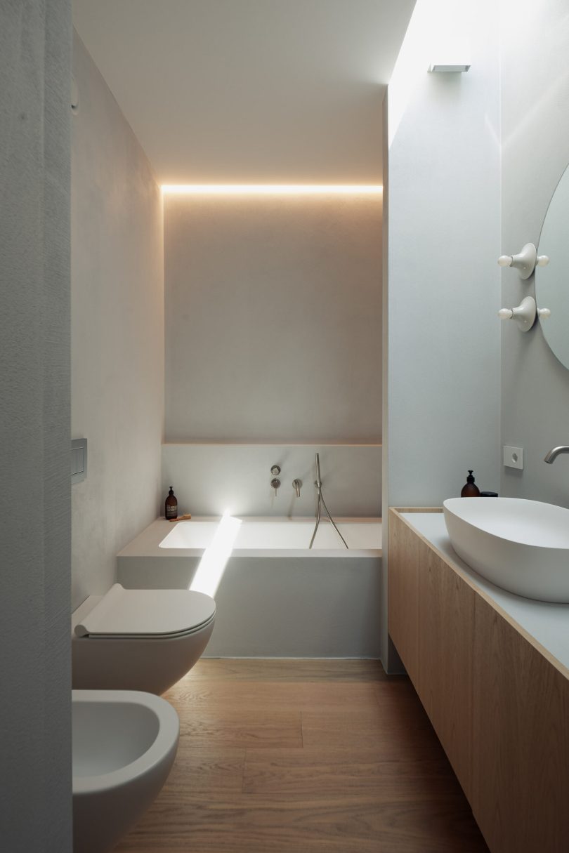 Didonè Comacchio Architects设计的极简主义住宅House FN