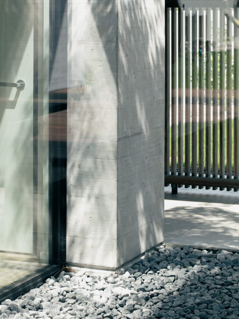 Didonè Comacchio Architects设计的极简主义住宅House FN