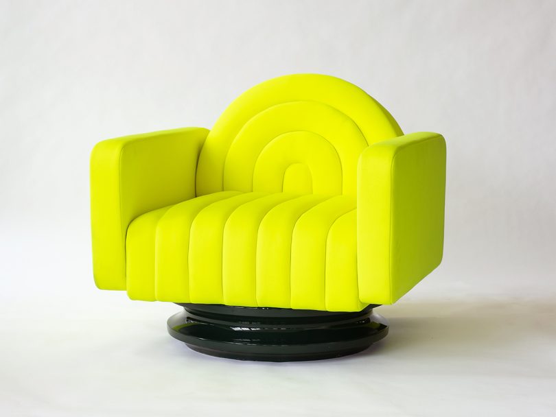 Mondos Outdoor Collection：一个大胆的冲浪风格户外家具系列