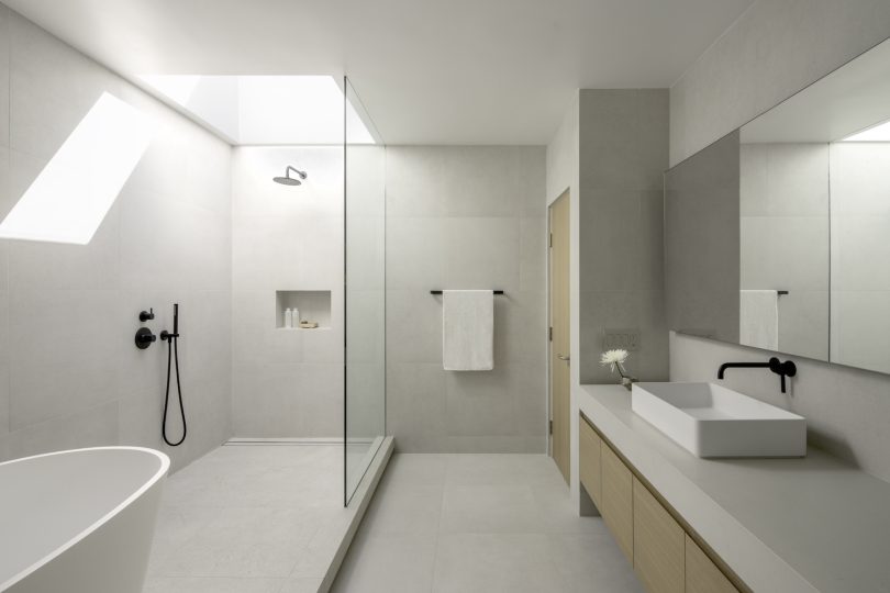 Edward Ogosta Architecture设计的极简住宅Outlook House