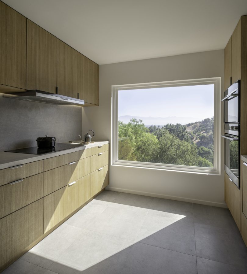 Edward Ogosta Architecture设计的极简住宅Outlook House