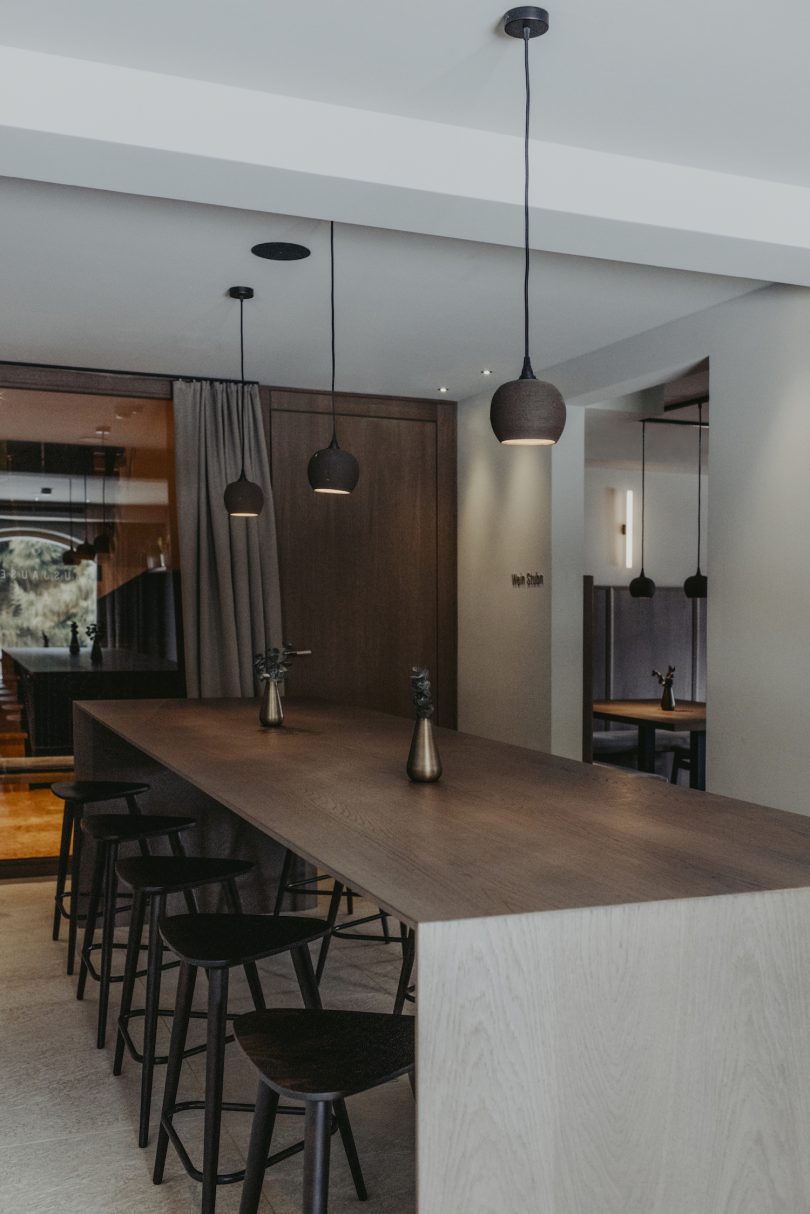 Felix Pöttinger Design设计的极简空间Restaurant Haus Jausern