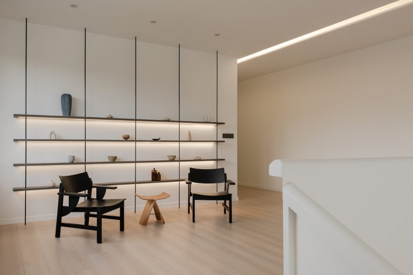 由DualSpace Studio设计的极简主义住宅T House