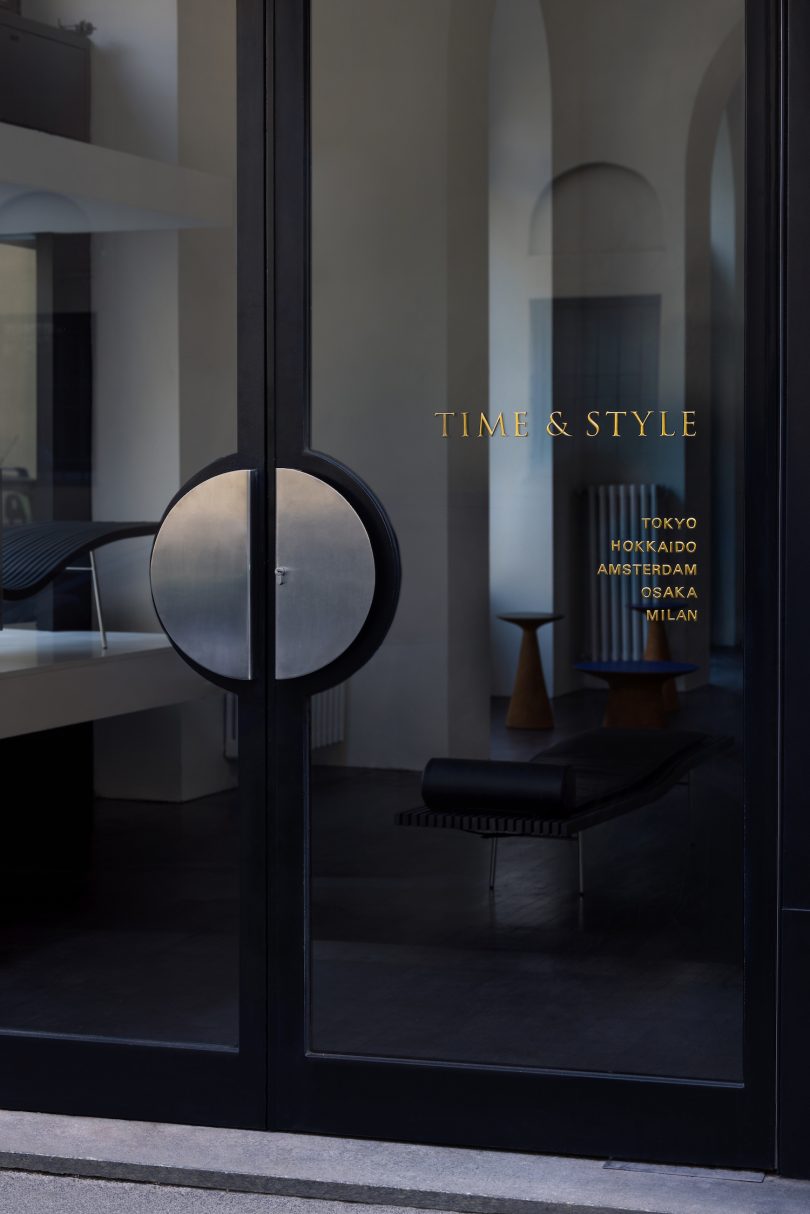 由Time & Style设计的极简展览厅Time & Style in Milan
