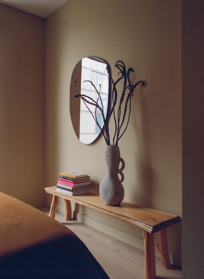 由Stelly Selway设计的极简公寓44 East Avenue