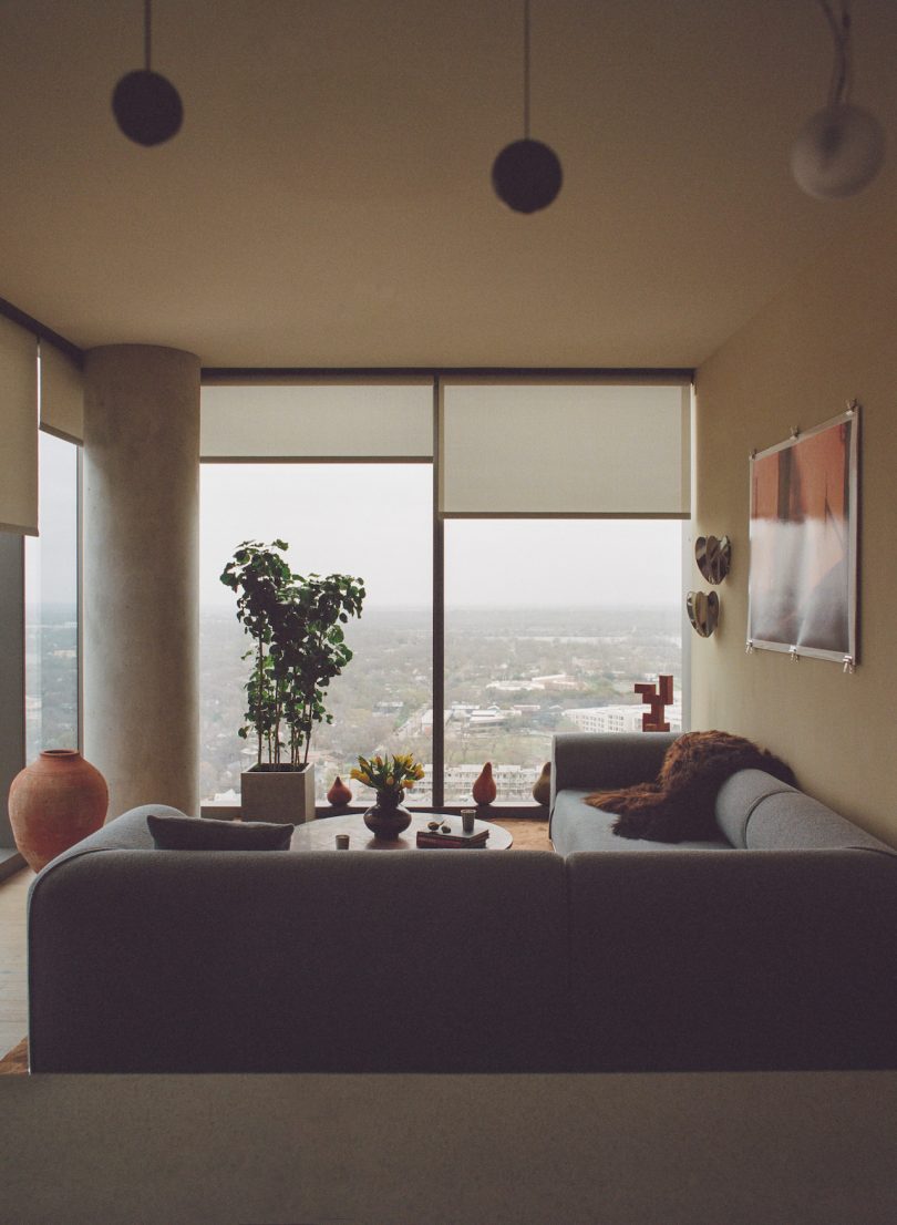 由Stelly Selway设计的极简公寓44 East Avenue