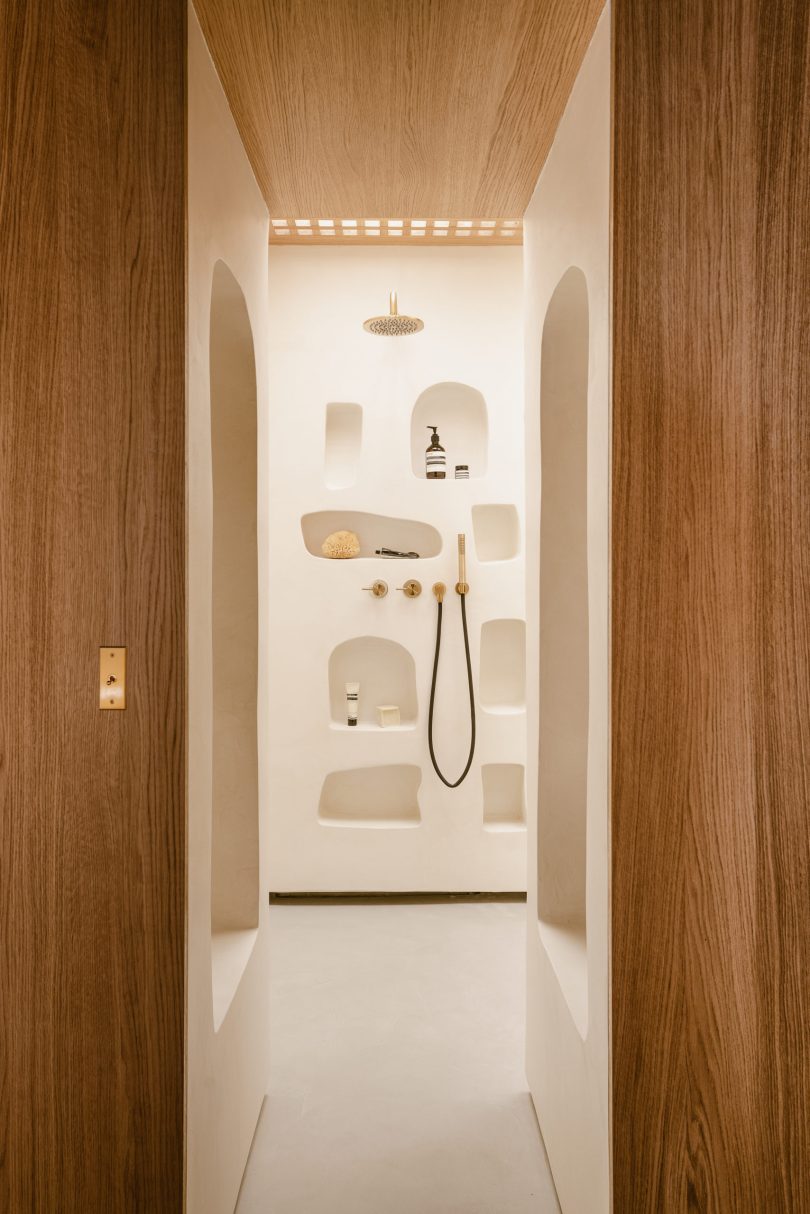 由Enzo Rosada设计的极简主义公寓Apartment S