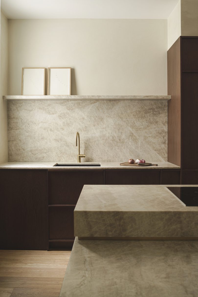 由Astet Studio设计的极简住宅CC House