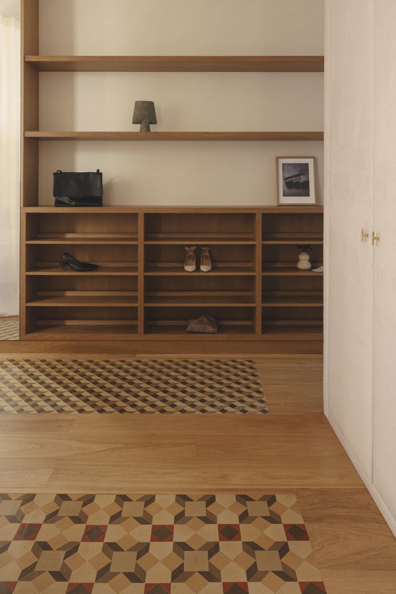 由Astet Studio设计的极简住宅CC House