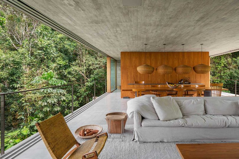 由Studio MK27设计的极简海滨别墅Casa Azul