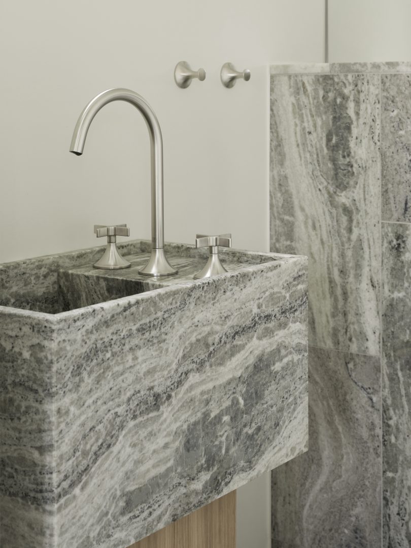 由AO/JN设计的极简主义住宅G138