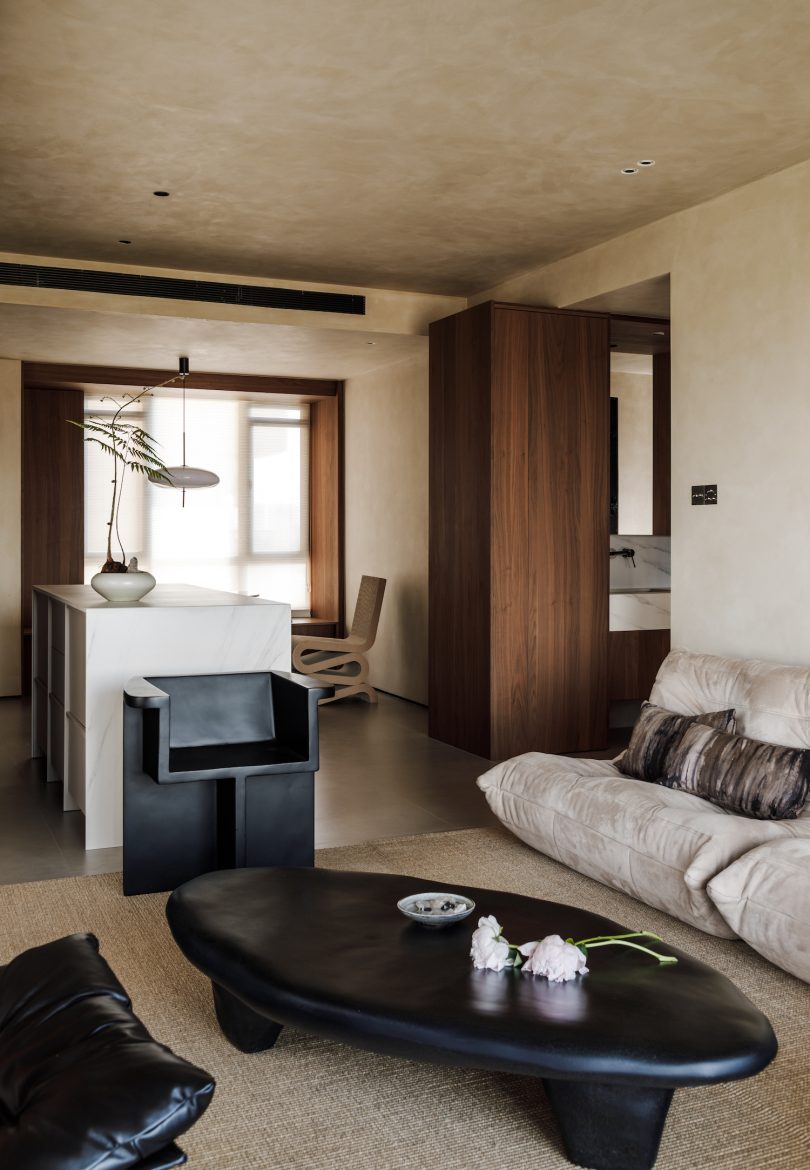 由WAY Design Studio设计的极简住宅Island