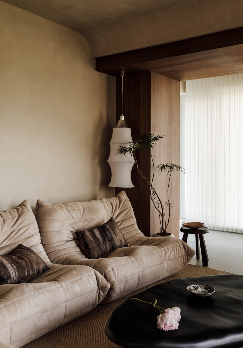 由WAY Design Studio设计的极简住宅Island