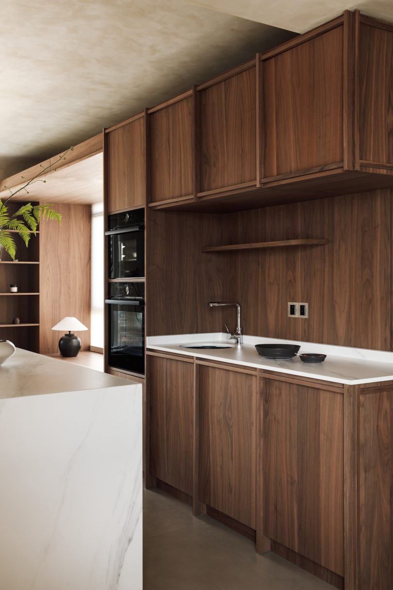 由WAY Design Studio设计的极简住宅Island