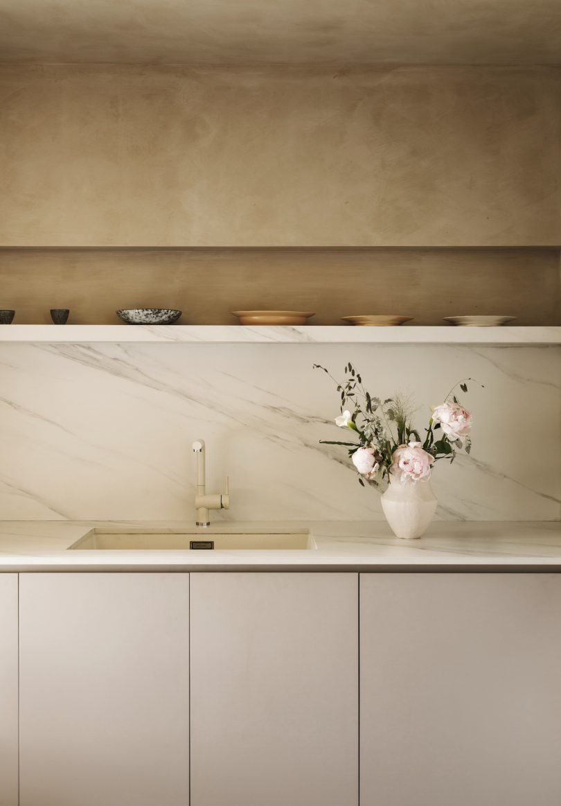 由WAY Design Studio设计的极简住宅Island