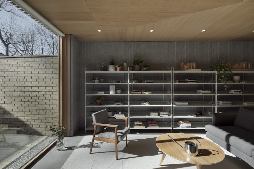 由Omar Ghandi Architects设计的简主义住宅OG Studio