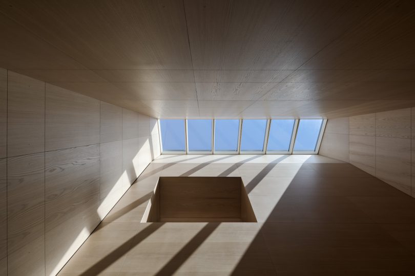 由Omar Ghandi Architects设计的简主义住宅OG Studio