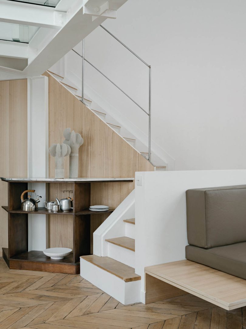 由Louis Denavaut设计的迷你复式住宅Saint-Roch