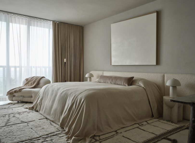 由Lauri Design Studio设计的极简主义住宅Sierra Towers