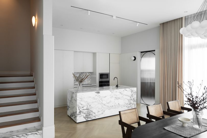 由Wuuu Studio设计的极简主义住宅Gradient of Vein