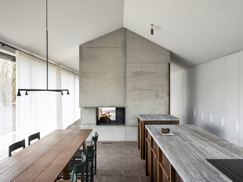 由Hans Verstuyft Architecten设计的极简主义住宅House R