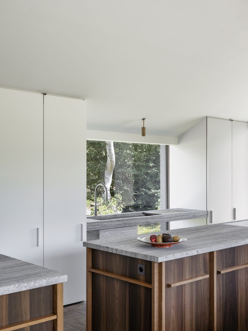 由Hans Verstuyft Architecten设计的极简主义住宅House R