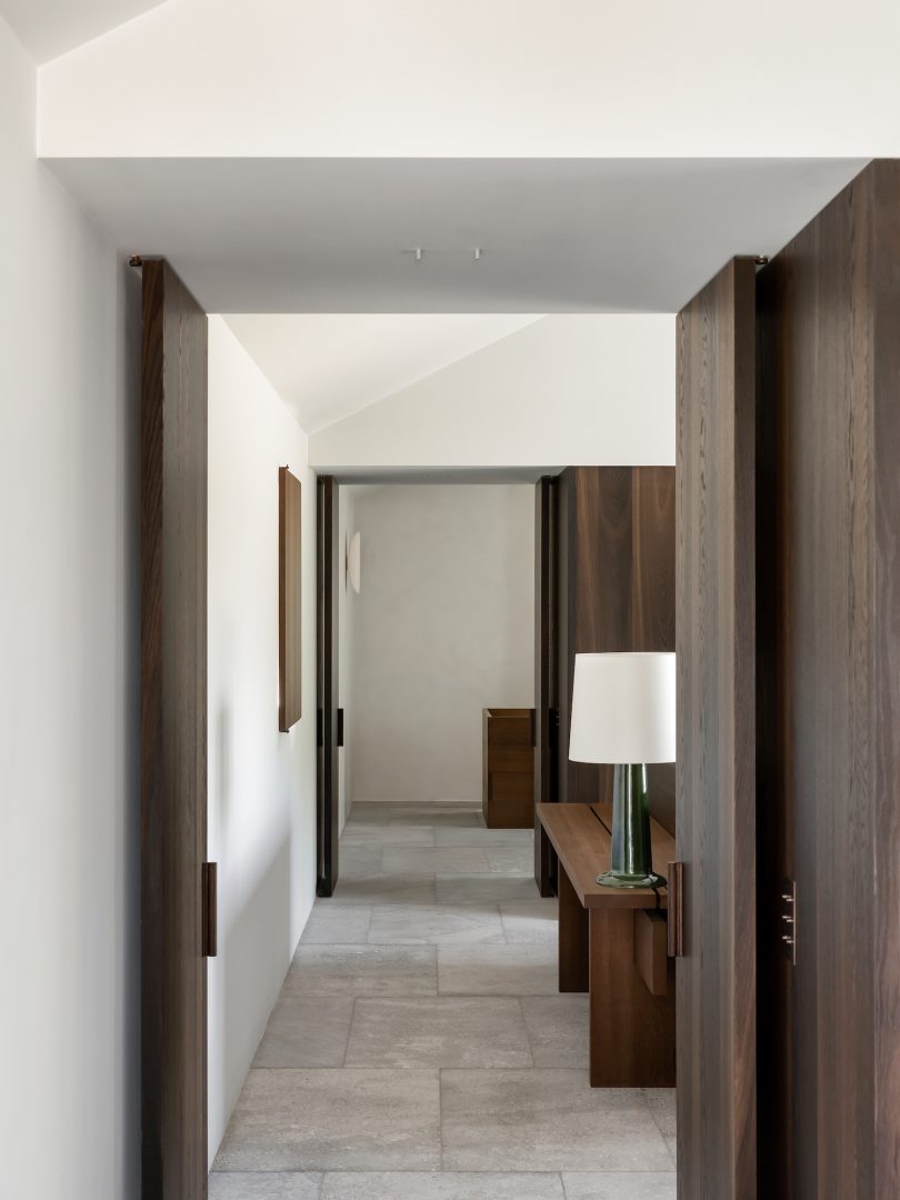 由Hans Verstuyft Architecten设计的极简主义住宅House R