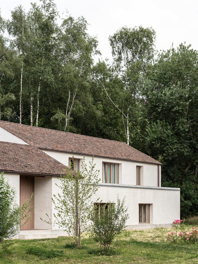 由Hans Verstuyft Architecten设计的极简主义住宅House R