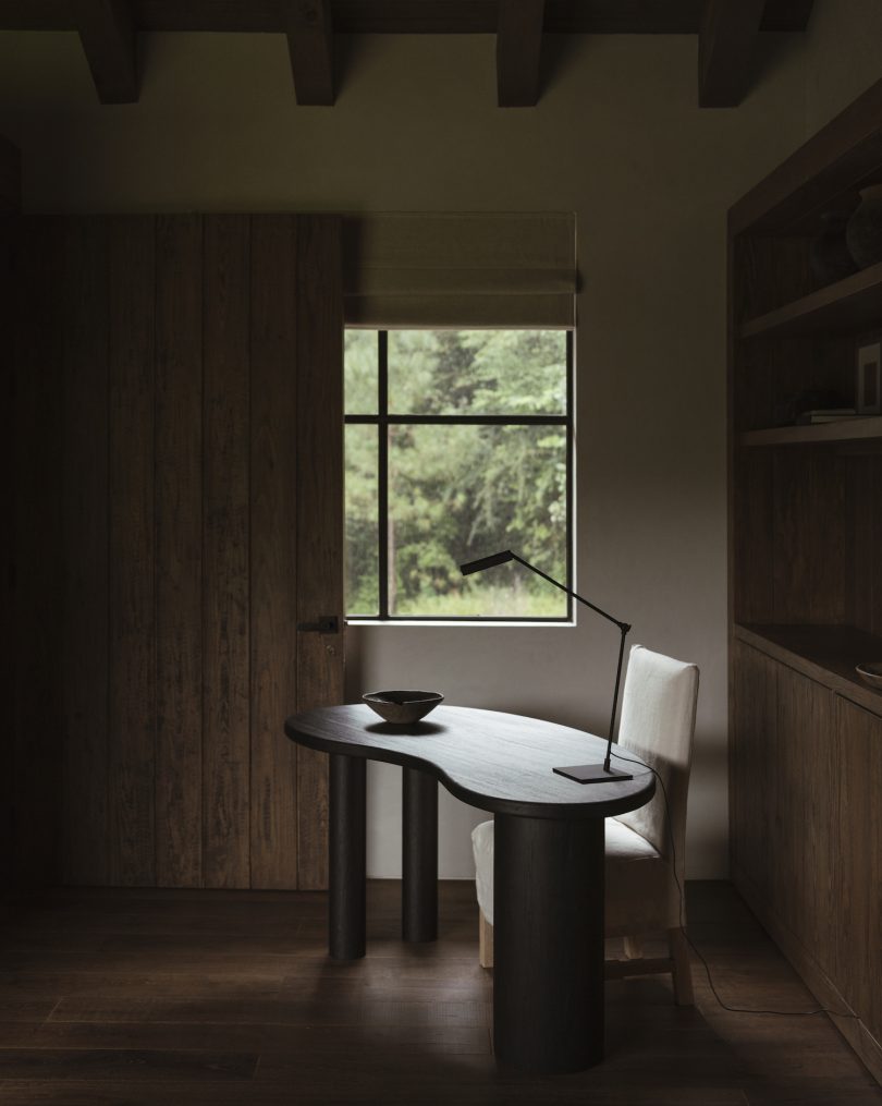 由Bernardo Chavez Peón设计的极简主义住宅Los Durmientes