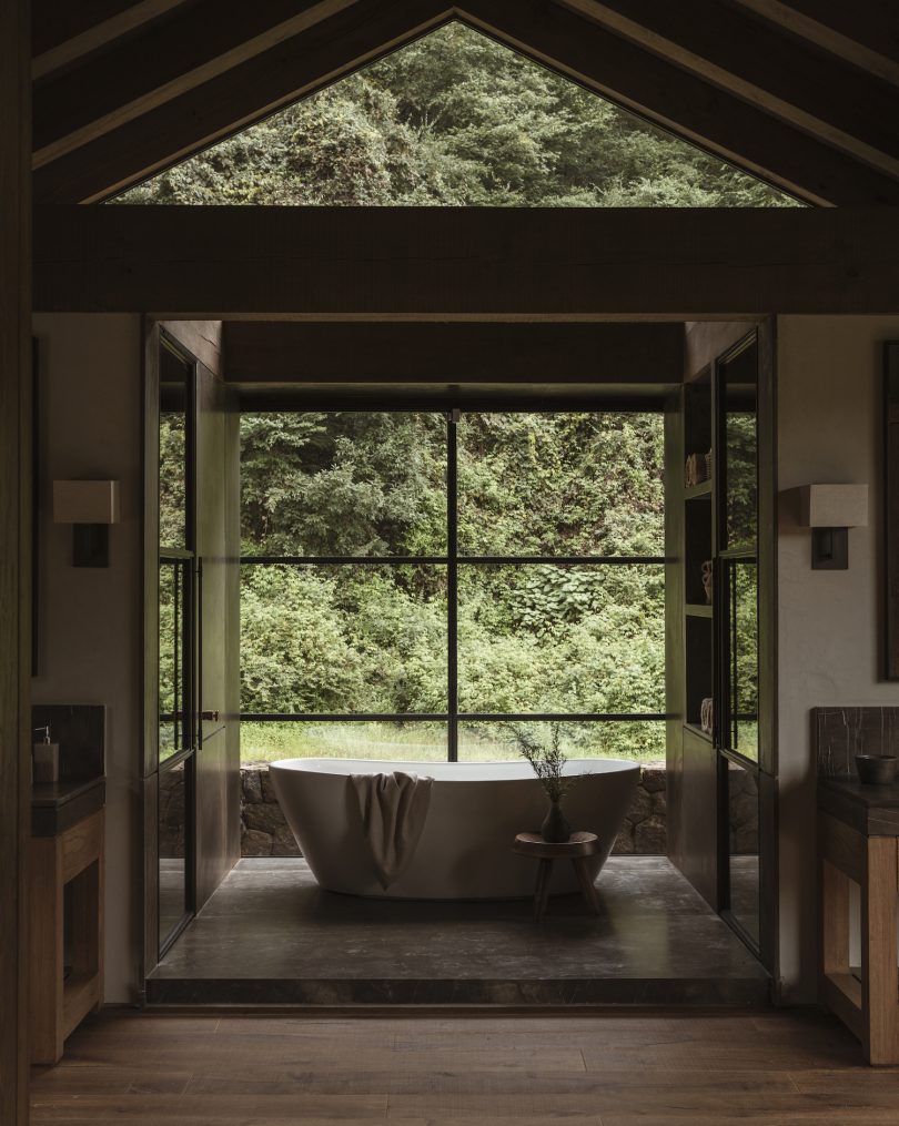 由Bernardo Chavez Peón设计的极简主义住宅Los Durmientes