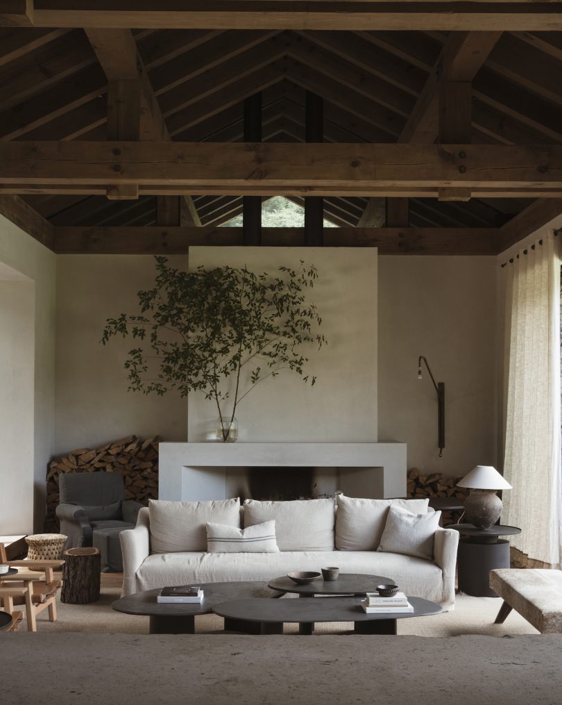 由Bernardo Chavez Peón设计的极简主义住宅Los Durmientes