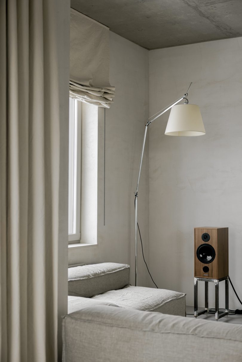 由Vlad Kudin设计的极简主义公寓Soft‘n’Rough