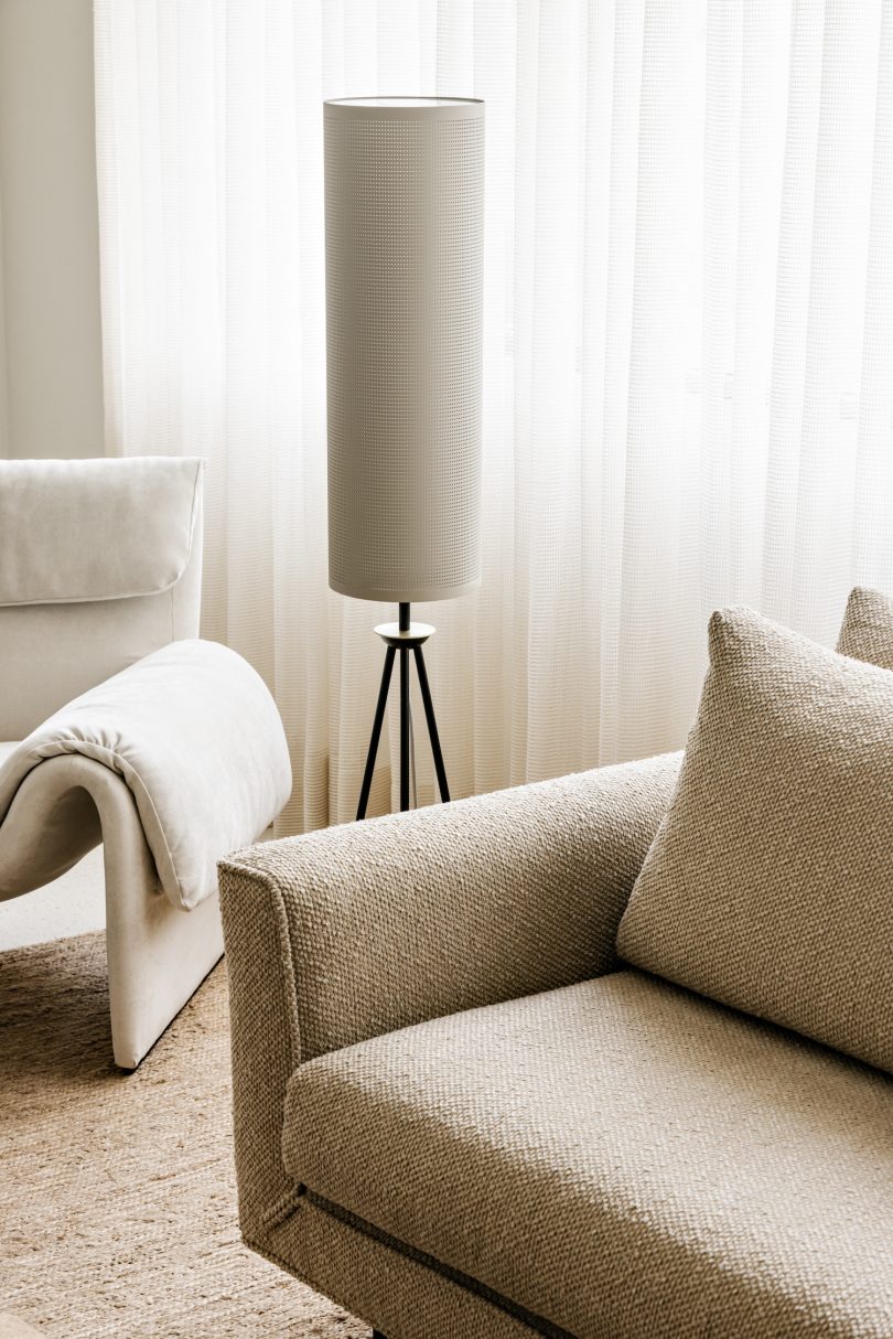 由Felipe Hess设计的极简主义公寓Bela Cintra