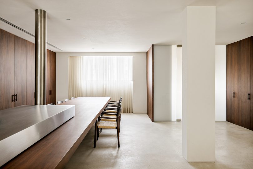 由Felipe Hess设计的极简主义公寓Bela Cintra