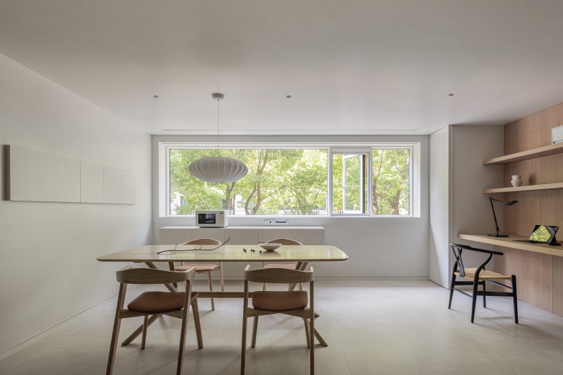 由PUJU设计的极简主义公寓Breath of the Wild