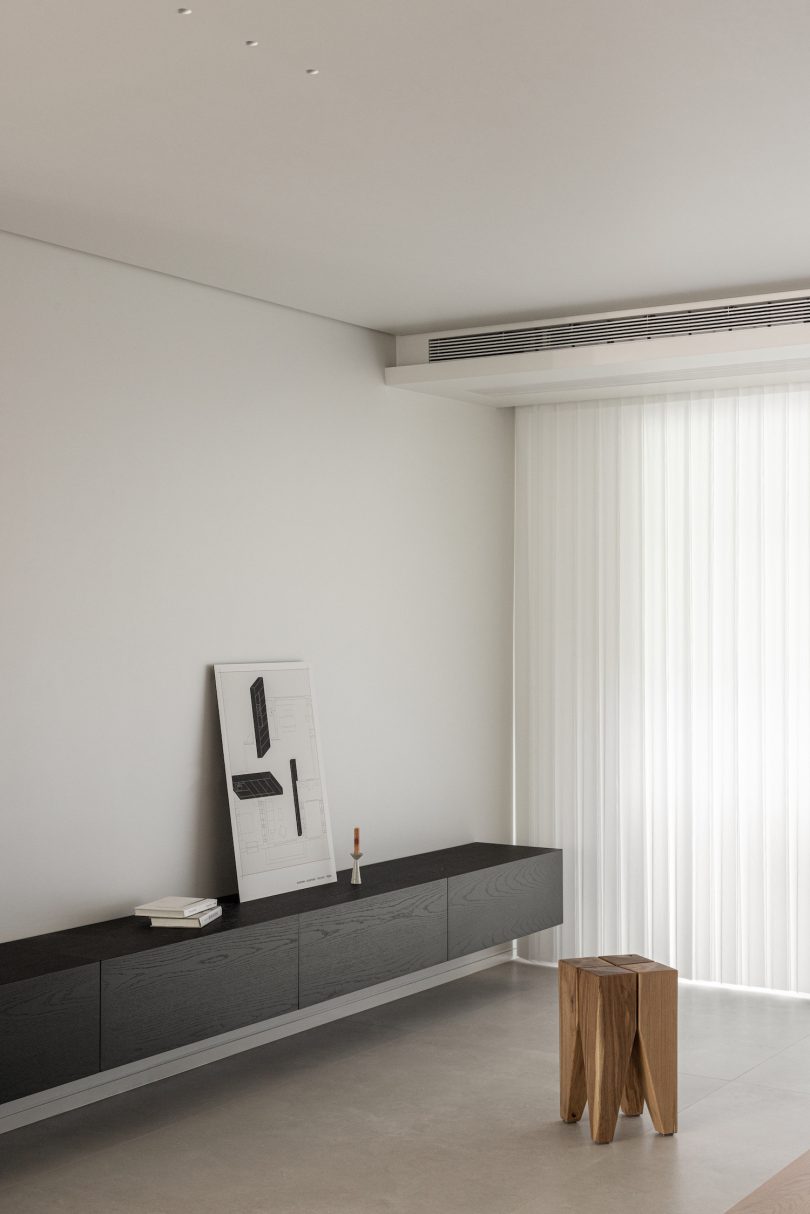 由PUJU设计的极简主义公寓Breath of the Wild