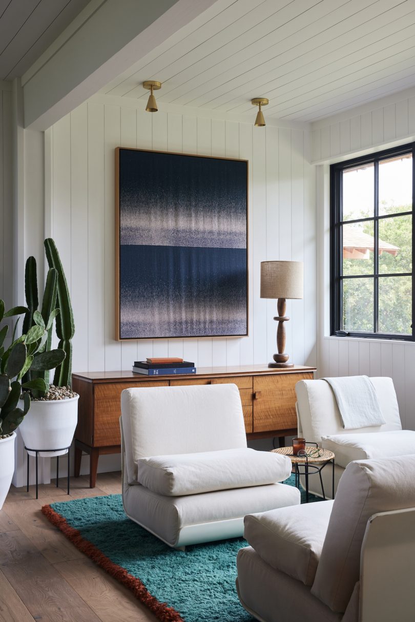 由Robert McKinley工作室设计的现代家居Captain Balfour