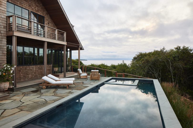 由Robert McKinley工作室设计的现代家居Captain Balfour