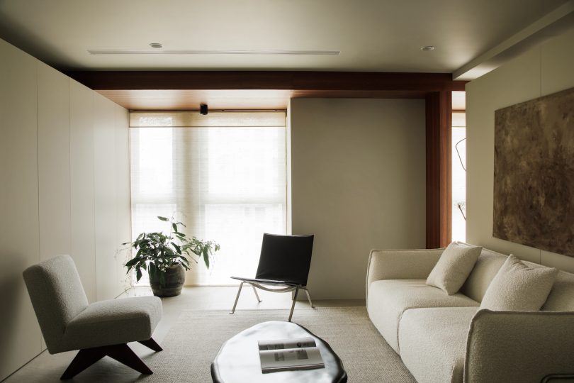 由ANG 3 STUDIO设计的极简办公空间Chip Trading Company