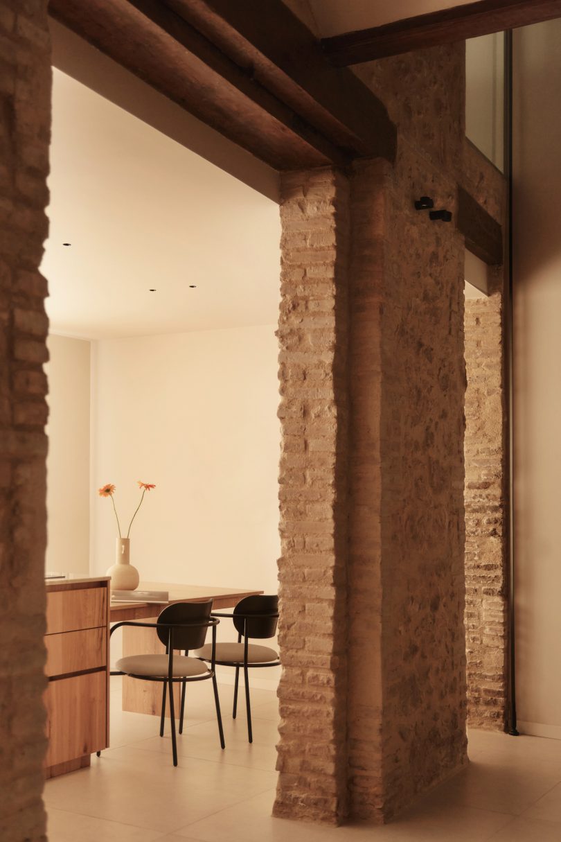 由xarquitectos设计的极简主义住宅Vivienda Benimaclet