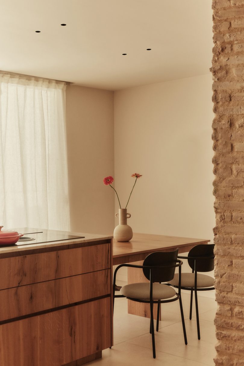 由xarquitectos设计的极简主义住宅Vivienda Benimaclet