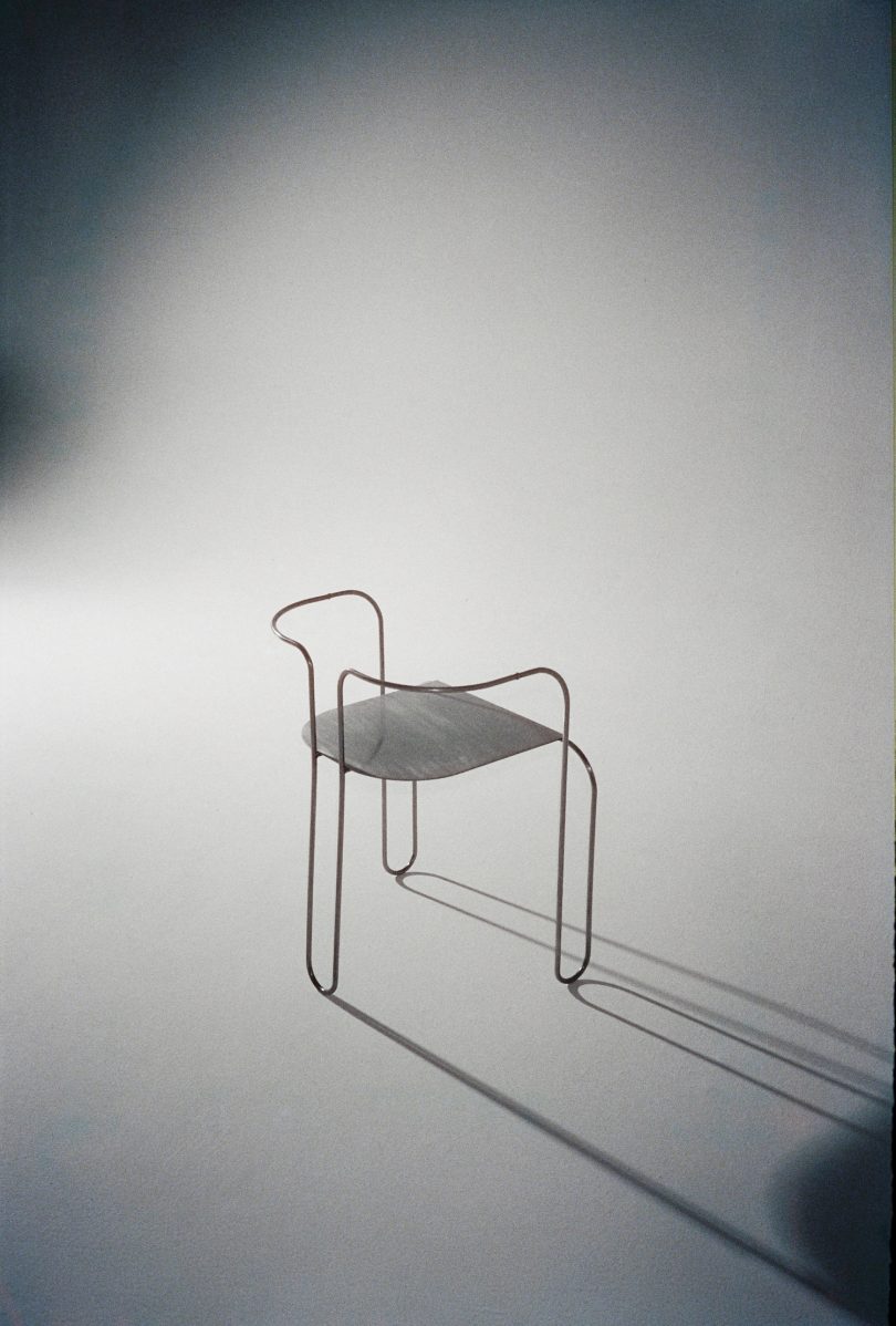 西班牙工作室Laboratorio设计的极简主义椅子Cadencia Chair