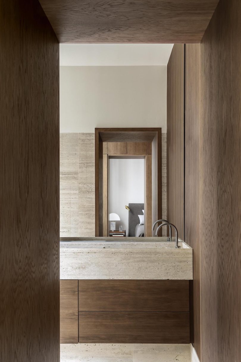 由Febrero设计的极简主义公寓MS7 Apartment